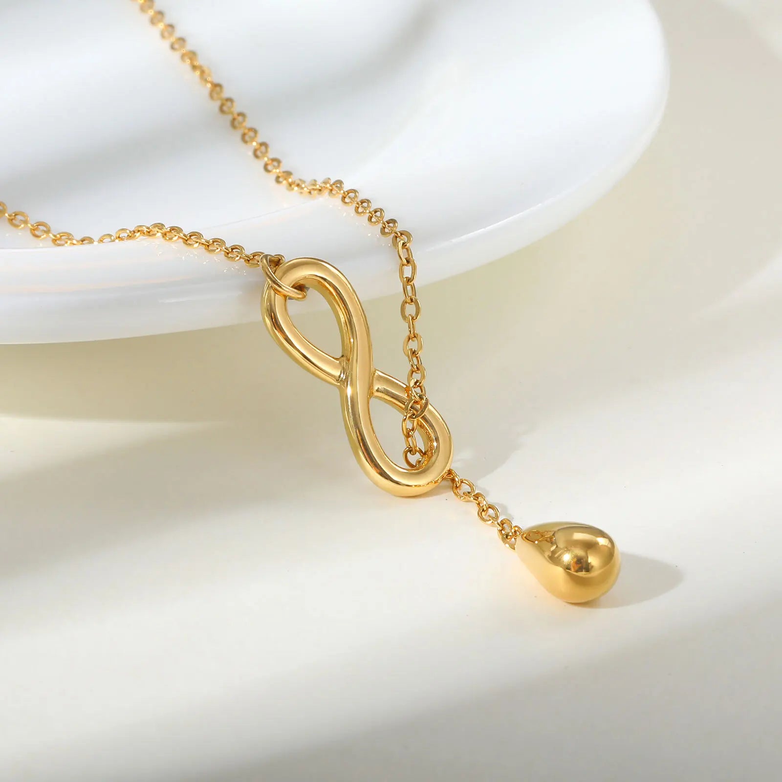 Giulisse Infinite Love Necklace