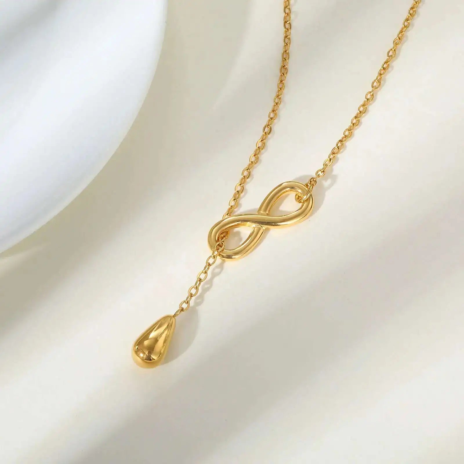 Giulisse Infinite Love Necklace