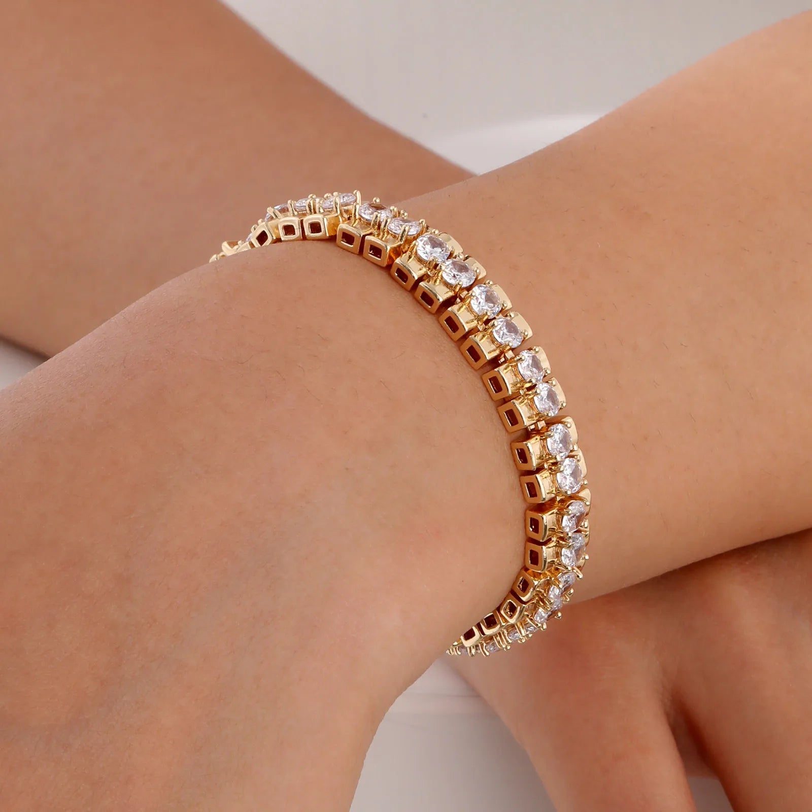 Luxury Paperclip Chain Bracelet – 14K Gold-Plated Adjustable Zircon Link Jewelry