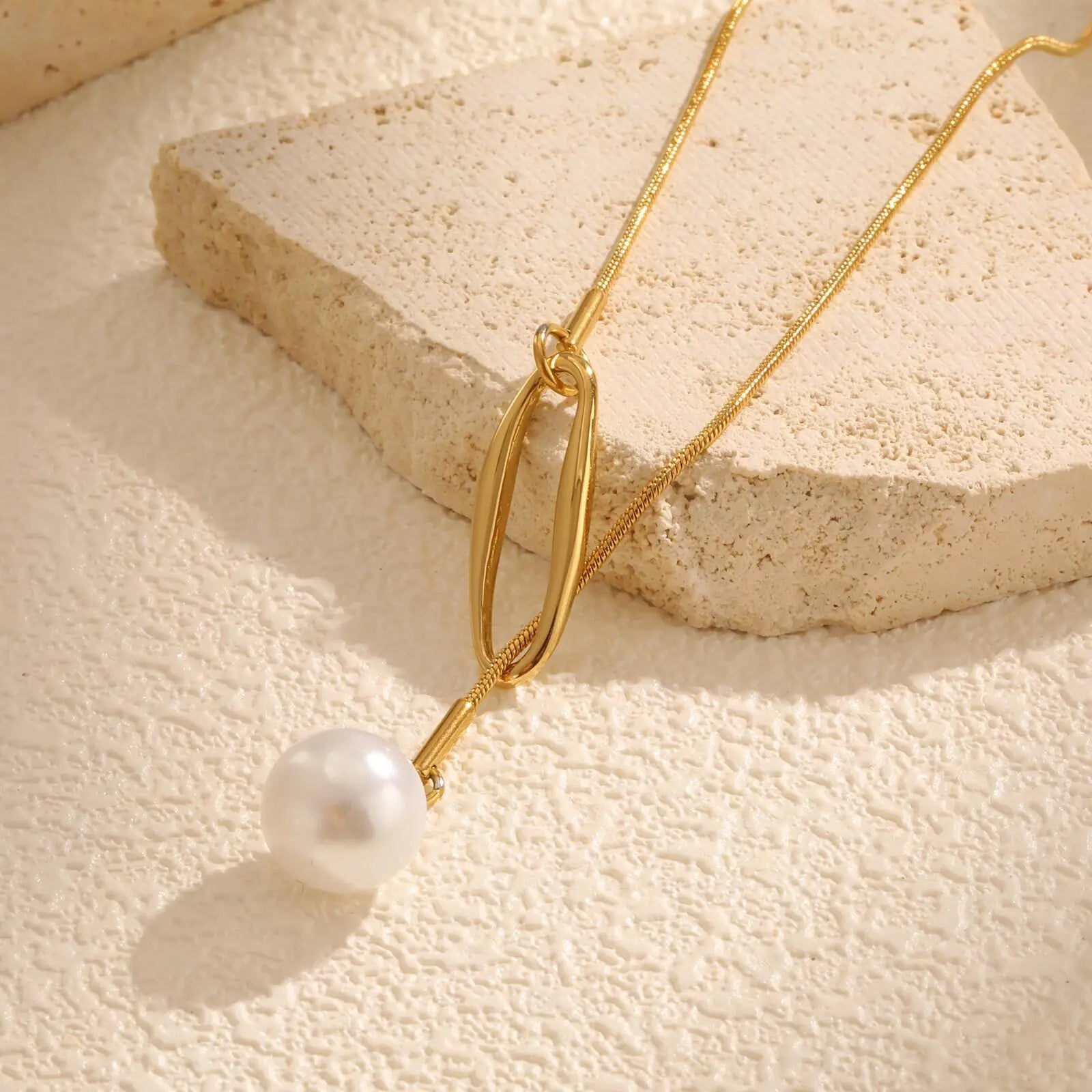 Giulisse Infinite Love Necklace