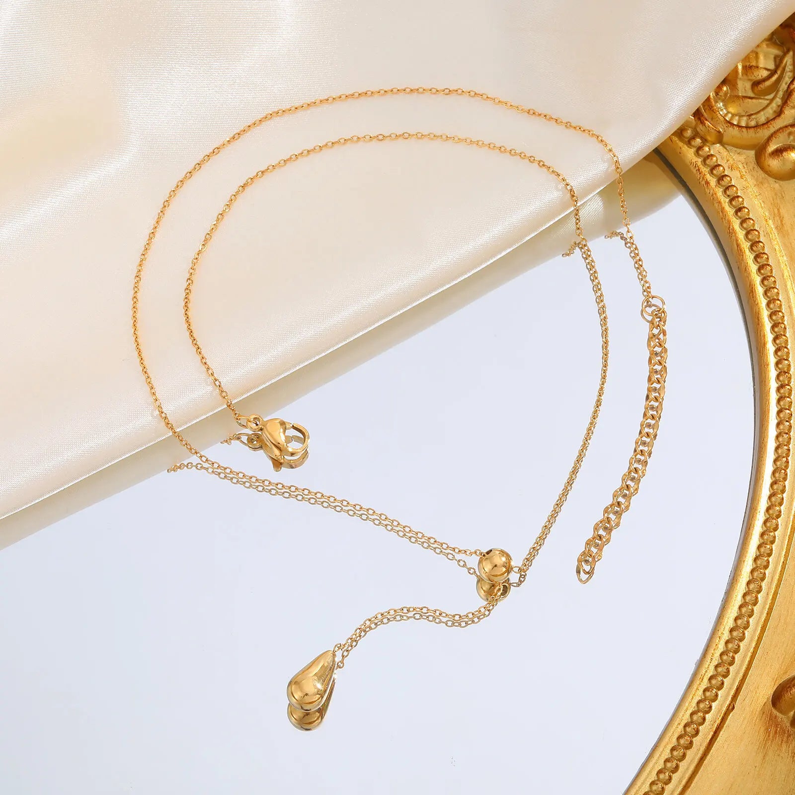 Giulisse Infinite Love Necklace