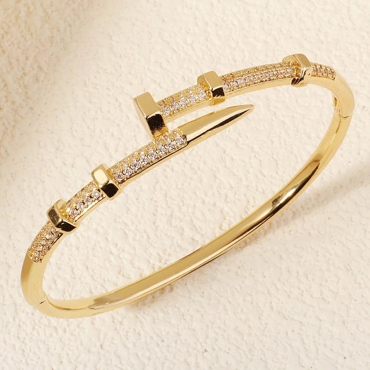 Luxury Zircon Screw Bangle – Elegant Women’s Bracelet for Every Occasion