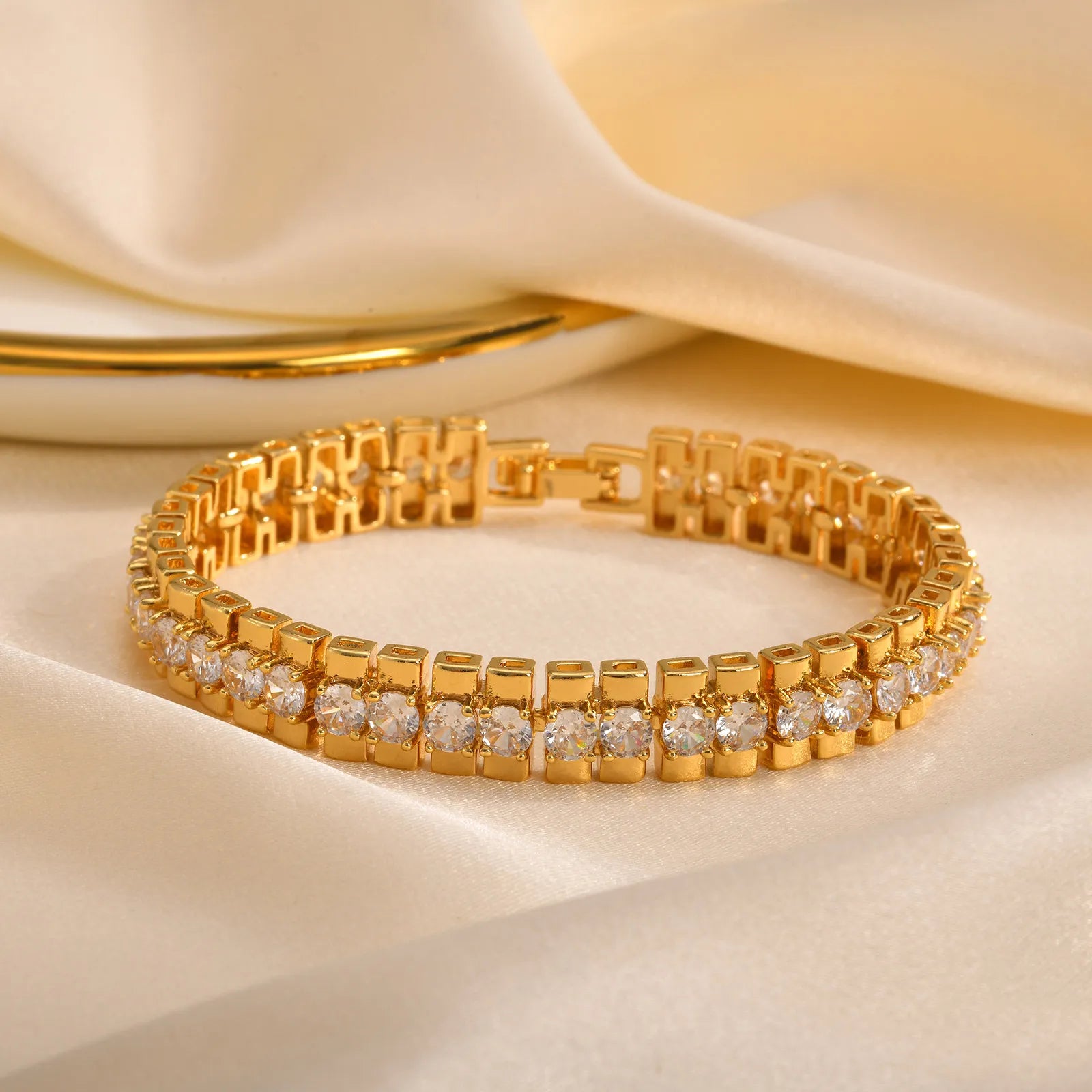 Luxury Paperclip Chain Bracelet – 14K Gold-Plated Adjustable Zircon Link Jewelry