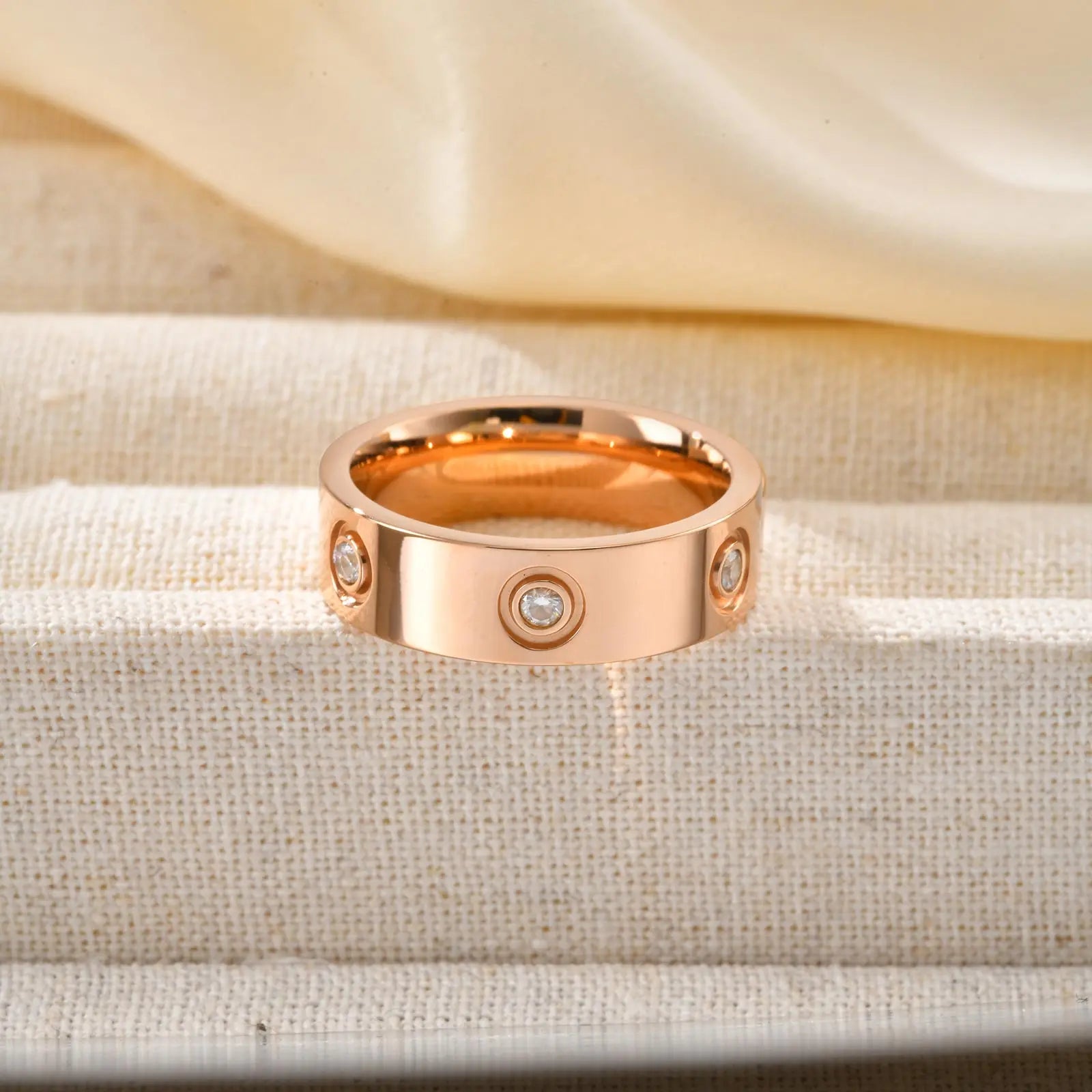 Luxury Gold-Plated Zircon Ring – Unisex Stainless Steel Jewelry, Sizes 5–12