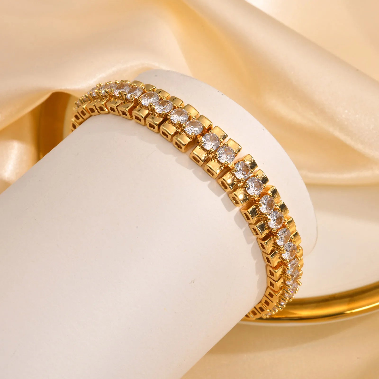 Luxury Paperclip Chain Bracelet – 14K Gold-Plated Adjustable Zircon Link Jewelry